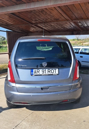  Masina Lancia Musa 1.3, Euro 5   2012 Disponibilă - imagine 4