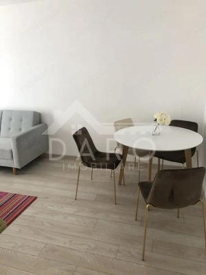 Apartament 2 canere de inchiriat Maurer