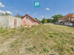 Spațiu comercial pe DN79 în Zimandu Nou - imagine 15