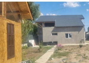  Locuință + Spatiu Comercial   DN24   E581- Munteni, Jud. Galati  - imagine 9