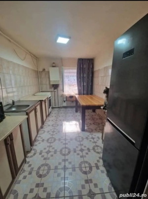 Apartament 4 camere Rovinari - imagine 2 Apartament 4 camere Rovinari - imagine 2