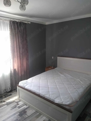Apartament de vânzare 3 camere decomandat Tăbăcari  - imagine 5