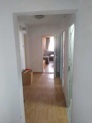 Apartament de vânzare 3 camere decomandat Tăbăcari  - imagine 9