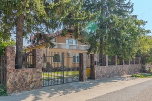 Casă spațioasă P+E, Santăul Mic com. Bors