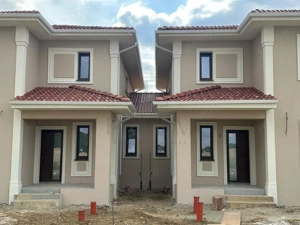 Duplex despartit prin camera tehnica - teren generos - proiect deosebit - imagine 1