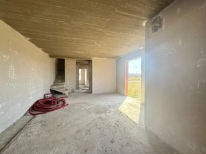 Super Pret - Duplex intreg - 500 mp teren - pozitie excelenta -Sacalaz