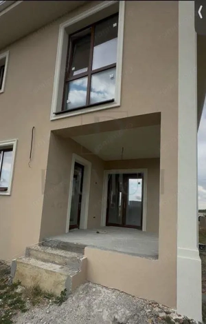 Duplex despartit prin camera tehnica - calea Urseni - spatii generoase - proiect deosebit - imagine 3