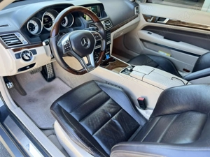 Mercedes-Benz E 400 4Matic Coupe 9G-TRONIC AMG Line - imagine 6 Mercedes-Benz E 400 4Matic Coupe 9G-TRONIC AMG Line - imagine 6