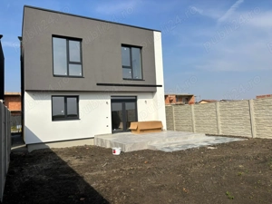 Proprietar, Casă de vânzare în Săcălaz,langa cartierul Primaverii  - imagine 2