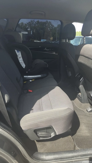 Kia Sorento - imagine 10