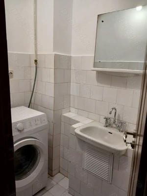 Pe str.Bogdan Voda,inchiriez apartament cu 3 camere decomandat, etaj2 cu 2 bai, mobilat si utilat - imagine 8