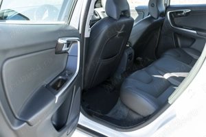 Volvo XC60  - imagine 9