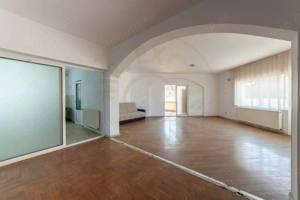Casa cu 9 camere, pretabila business - Stefanesti, Drumul Morii! - imagine 7