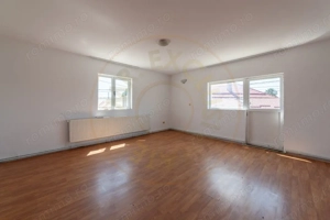 Casa cu 9 camere, pretabila business - Stefanesti, Drumul Morii! - imagine 18