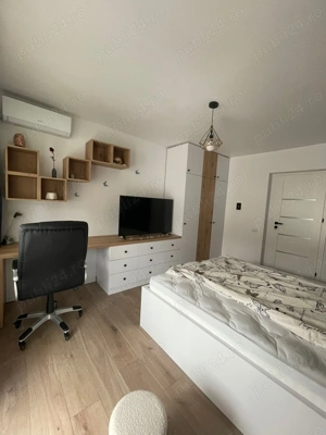 Vizavi de UMF - Marinescu 7B colt Cornisa inchiriez ap.2 cam dec. - imagine 8