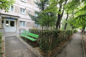 Str. Teiului - Circumvalatiunii; 2 camere. Comision zero.