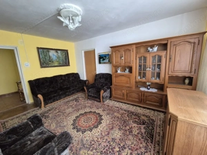 Apartament 3 camere, Trivale – 2 băi, 2 balcoane, lift nou, loc parcare inclus