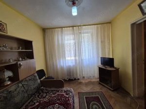 Apartament 3 camere, Trivale – 2 băi, 2 balcoane, lift nou, loc parcare inclus - imagine 2