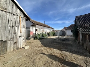 Casa de vanzare 2 camere 75mpu teren liber 982 mp anexe Sat Vad - imagine 9