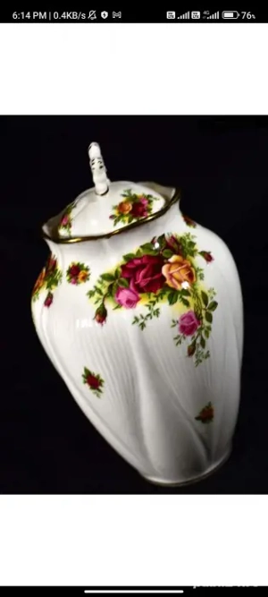 vaza cu capac Royal Albert