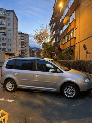 Vând Touran șapte locuri! - imagine 4