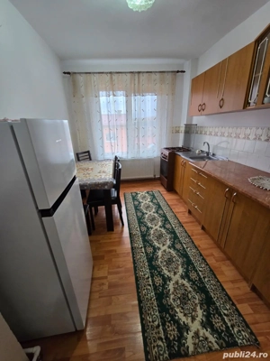 vând s-au închiriez apartament 
