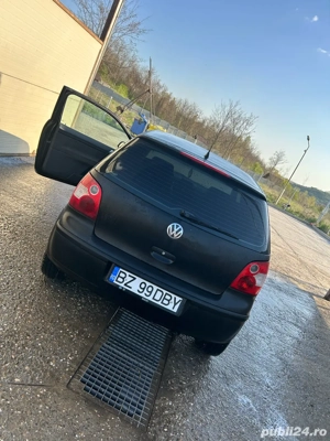 Vand polo 9N 1.2 benzina  - imagine 4 Vand polo 9N 1.2 benzina  - imagine 4
