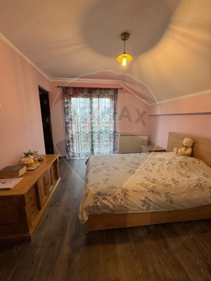 Casă / Vilă nouă cu 5 camere + casă bătranească renovată - imagine 11