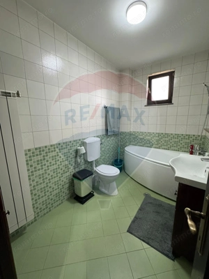 Casă / Vilă nouă cu 5 camere + casă bătranească renovată - imagine 9