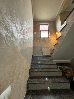 Casă / Vilă nouă cu 5 camere + casă bătranească renovată - imagine 13