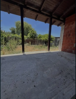 Casa la rosu de vanzare - Bujac - imagine 4 Casa la rosu de vanzare - Bujac - imagine 4