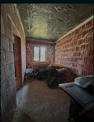 Casa la rosu de vanzare - Bujac - imagine 3 Casa la rosu de vanzare - Bujac - imagine 3