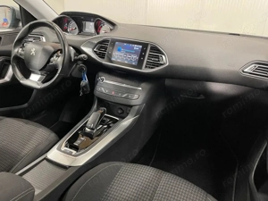 Peugeot 308 - imagine 8