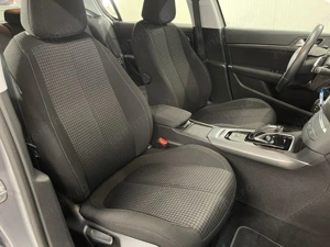 Peugeot 308 - imagine 9