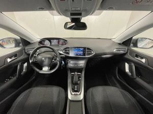 Peugeot 308 - imagine 7