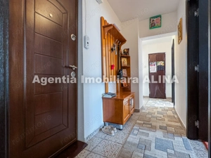  Apartament 2 camere in Deva, Bld. Decebal, 49 mp, decomandat, etaj 5, mobilat si utilat... - imagine 5