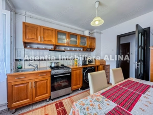  Apartament 2 camere in Deva, Bld. Decebal, 49 mp, decomandat, etaj 5, mobilat si utilat... - imagine 6