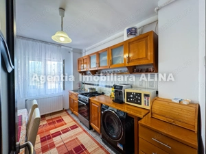  Apartament 2 camere in Deva, Bld. Decebal, 49 mp, decomandat, etaj 5, mobilat si utilat... - imagine 8