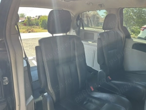 Minivan 7 locuri Lancia Voyager - imagine 3