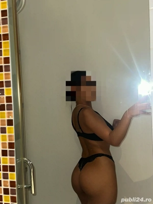 La tine sau la hotel! V.I.P party girl