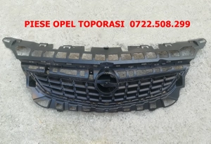 grila radiator Opel Astra J 300 lei  - imagine 2