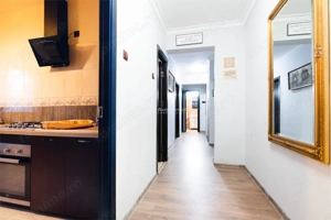 Apartament spatios cu 4 camere si 2 bai -  in zona linistita -  aproape de Piata Decebal - imagine 9