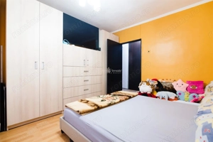 Apartament spatios cu 4 camere si 2 bai -  in zona linistita -  aproape de Piata Decebal - imagine 3