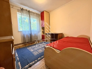 Apartament cu 4 camere, centrala proprie, etaj 2, zona Girocului - imagine 5 Apartament cu 4 camere, centrala proprie, etaj 2, zona Girocului - imagine 5