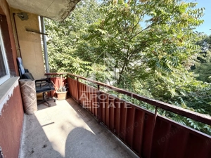 Apartament cu 4 camere, centrala proprie, etaj 2, zona Girocului - imagine 11 Apartament cu 4 camere, centrala proprie, etaj 2, zona Girocului - imagine 11