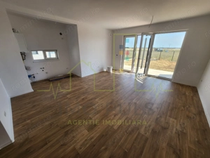 Duplex pe parter. 2 Bai. 2 Dressing-uri. Terasa acoperita. - imagine 6