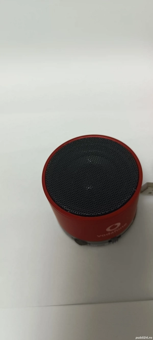 Boxă portabilă Vodafone cu Radio, Bluetooth si mini card memorie  - imagine 2