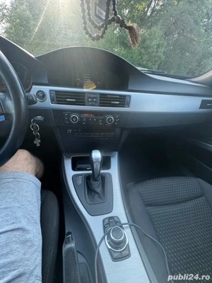 BMW 318d 143 cp an 2011 - imagine 8