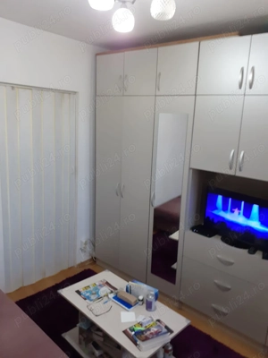 Vând cameră de cămin zona UMT - imagine 5