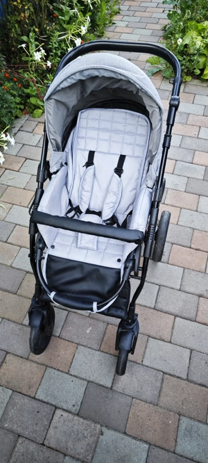 Carucior bebe 3 in 1